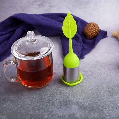 infuseur a the vert avec tasse et couvercle en verre